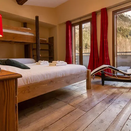 Glacier Chalet Chamonix