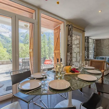 Glacier - Happy Chalet Chamonix Mont Blanc